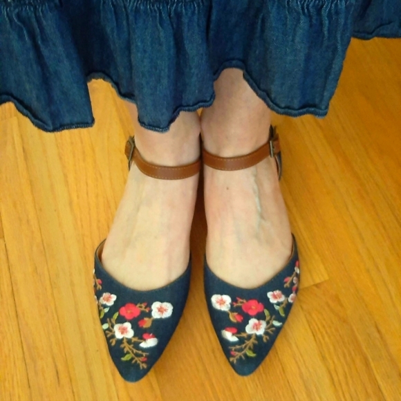 Rampage embroidered flats, size 9 - Picture 2 of 6